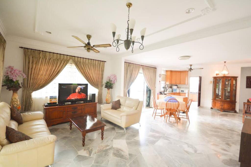 Villa 969 With Private Pool Port Dickson Luaran gambar